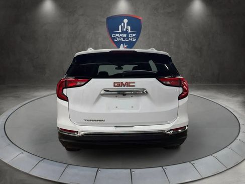 Used 2021 GMC Terrain SLT image 4