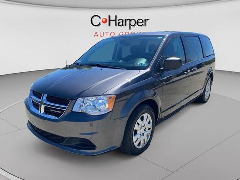 Used 2019 Dodge Grand Caravan SE FWD image 7