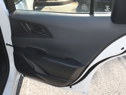 Certified 2024 Toyota Prius LE image 18