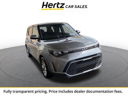 Used 2025 Kia Soul LX w/ LX Technology Package FWD image 1