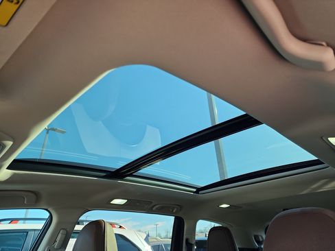 Certified 2024 Subaru Ascent Touring w/ Popular Package #2 image 28