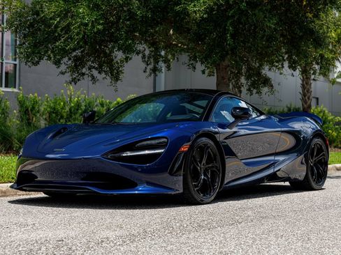 Used 2025 McLaren 750S RWD image 23