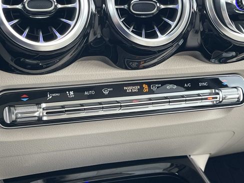 Certified 2023 Mercedes-Benz GLB 250 image 27