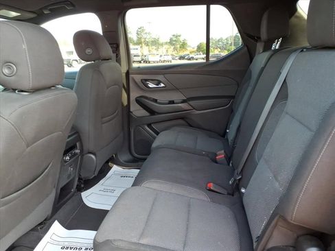 Used 2023 Chevrolet Traverse LT AWD/4WD image 25