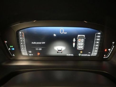 Certified 2025 Honda Pilot Elite image 12