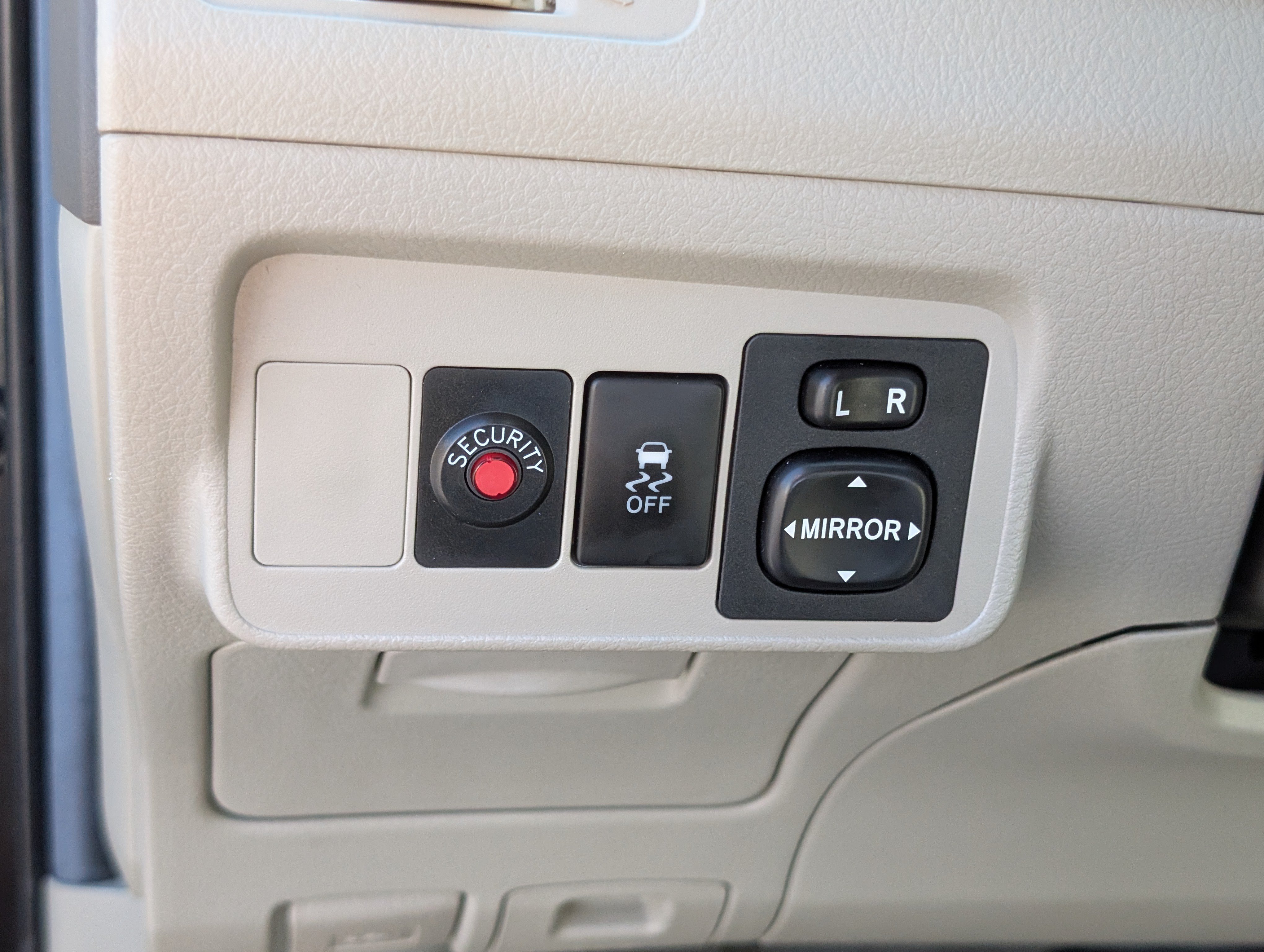 Used 2010 Toyota Corolla LE FWD image 20