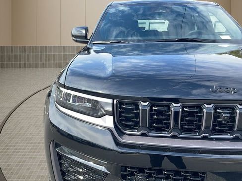 New 2026 Jeep Grand Cherokee Limited image 10