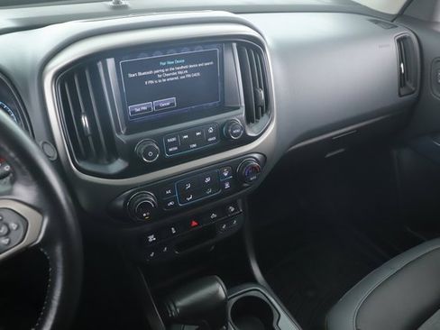 Used 2018 Chevrolet Colorado Z71 image 26