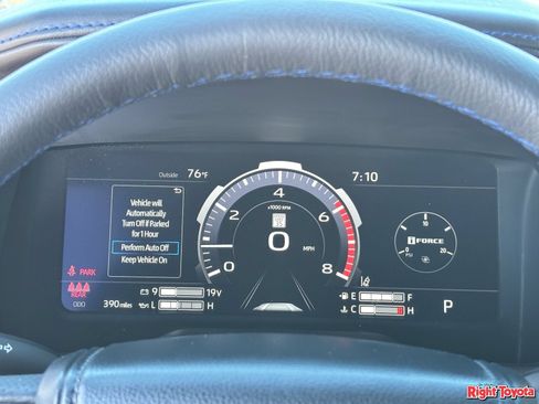 Used 2024 Toyota Tundra Platinum AWD/4WD image 24