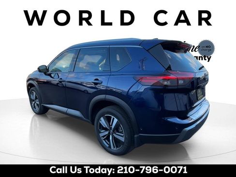 Used 2024 Nissan Rogue SL w/ SL Premium Package image 6