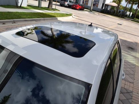 Used 2013 Volkswagen Golf TDI image 28