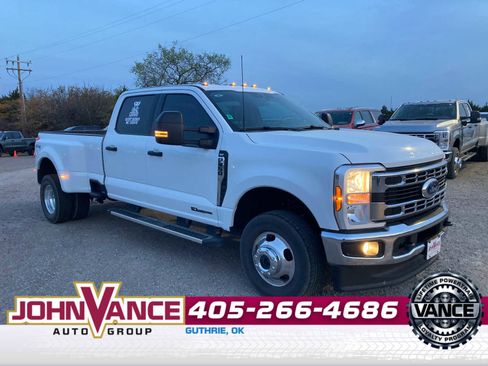 Used 2025 Ford F350 XLT image 9
