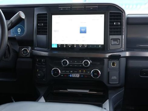 Used 2024 Ford F250 Lariat AWD/4WD image 23