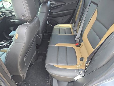Used 2021 Chevrolet TrailBlazer ACTIV w/ Convenience Package FWD image 14