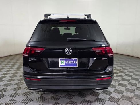 Used 2019 Volkswagen Tiguan SE w/ Panoramic Sunroof Package image 5