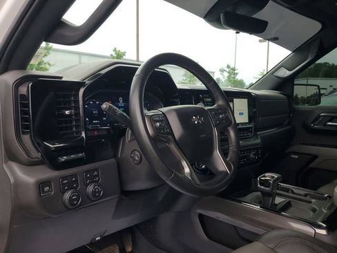 Used 2023 Chevrolet Silverado 1500 ZR2 w/ Technology Package AWD/4WD image 20