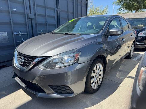 Used 2019 Nissan Sentra S FWD image 2