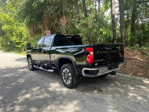 Used 2022 Chevrolet Silverado 2500 LT w/ All Star Edition AWD/4WD image 9