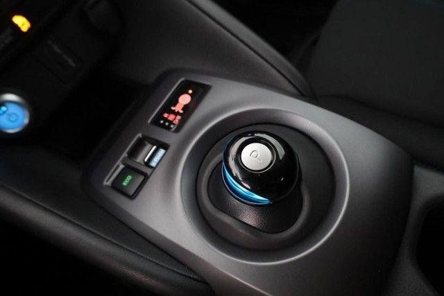 Used 2025 Nissan Leaf S FWD image 15