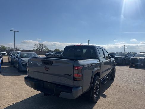 Certified 2024 Nissan Frontier Pro-X w/ Pro Convenience Package image 17