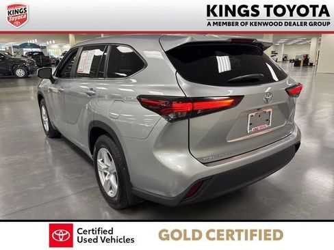 Certified 2025 Toyota Highlander LE AWD/4WD image 6