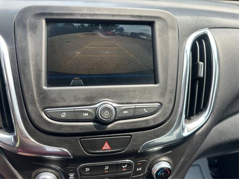 Used 2019 Chevrolet Equinox LT FWD image 32