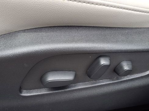 Used 2022 Cadillac XT4 Luxury image 21