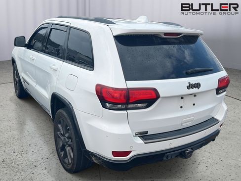 Used 2016 Jeep Grand Cherokee Limited 75th Anniversary image 10