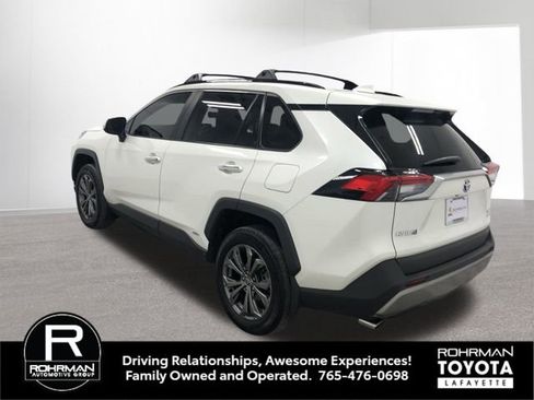 Used 2022 Toyota RAV4 Limited AWD/4WD image 5