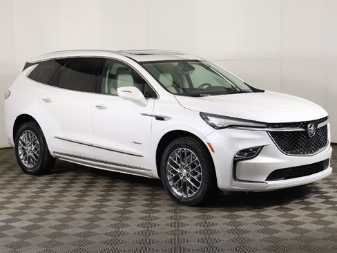 Used 2023 Buick Enclave Avenir w/ Avenir Technology Package image 69