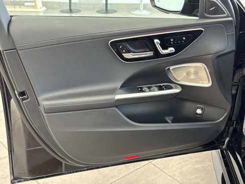 Used 2024 Mercedes-Benz C 300 Sedan image 10