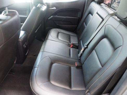 Used 2019 Chevrolet Colorado ZR2 w/ ZR2 Dusk Special Edition image 17