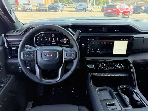 New 2026 GMC Sierra 3500 AT4 w/ AT4 Premium Plus Package AWD/4WD image 32