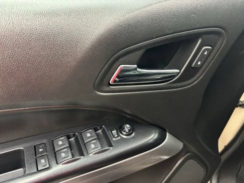 Used 2022 Chevrolet Colorado ZR2 AWD/4WD image 15