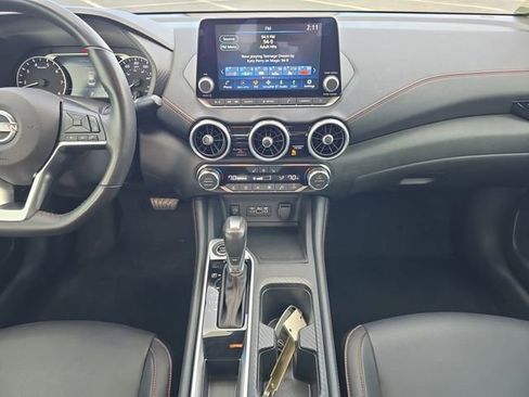 Used 2024 Nissan Sentra SR w/ SR Premium Package image 11