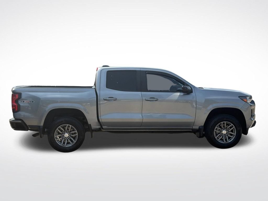 Used 2023 Chevrolet Colorado LT w/ LT Convenience Package II AWD/4WD image 38