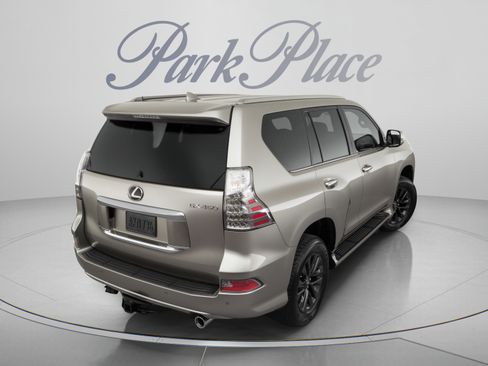 Used 2021 Lexus GX 460 Premium w/ Premium Package AWD/4WD image 4
