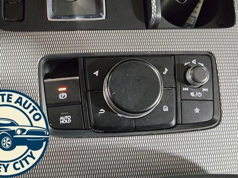 Used 2024 MAZDA CX-90 3.3 Turbo w/ Preferred Plus image 21