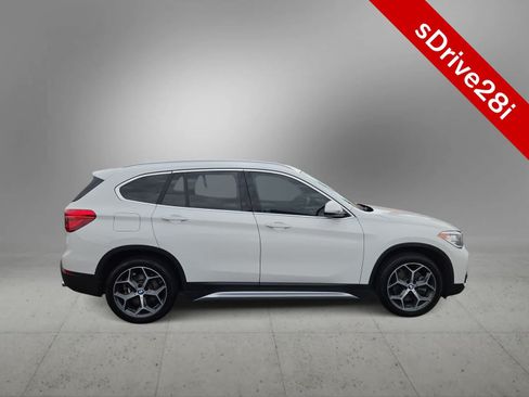 Used 2019 BMW X1 sDrive28i w/ Convenience Package FWD image 9