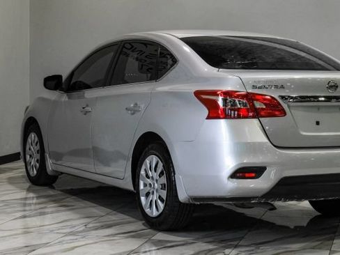 Used 2017 Nissan Sentra S FWD image 12