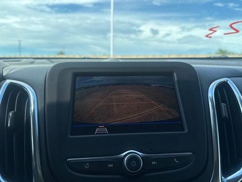 Used 2020 Chevrolet Equinox LT FWD image 43