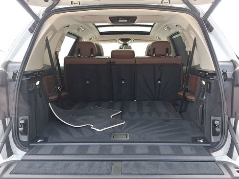 Used 2021 BMW X7 xDrive40i w/ Premium Package image 29