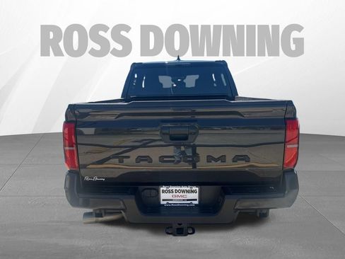 Used 2024 Toyota Tacoma TRD Sport image 5