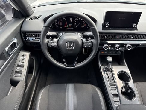 Certified 2025 Honda Civic Sport image 17