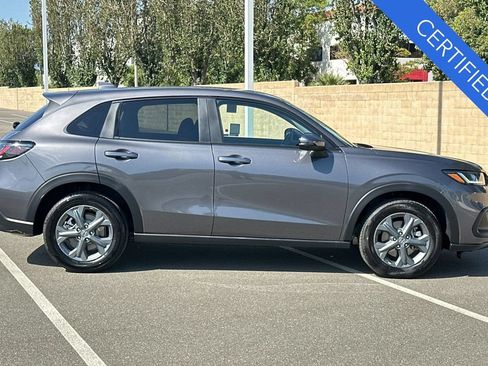 Certified 2027 Honda HR-V LX image 3