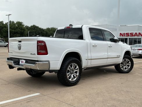 Used 2023 RAM 1500 Limited AWD/4WD image 4