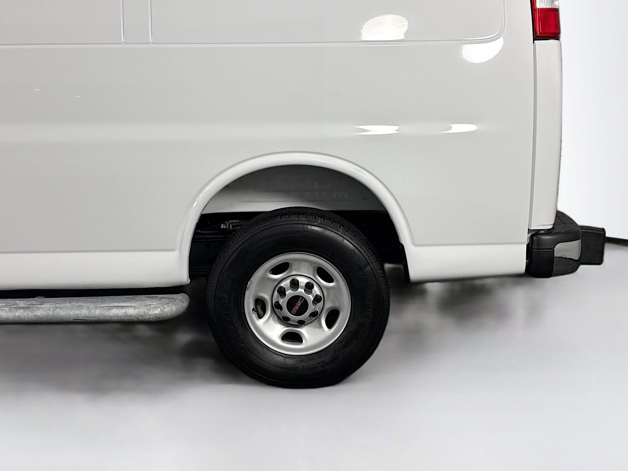 Used 2025 GMC Savana 2500 w/ Driver Convenience Package RWD image 35