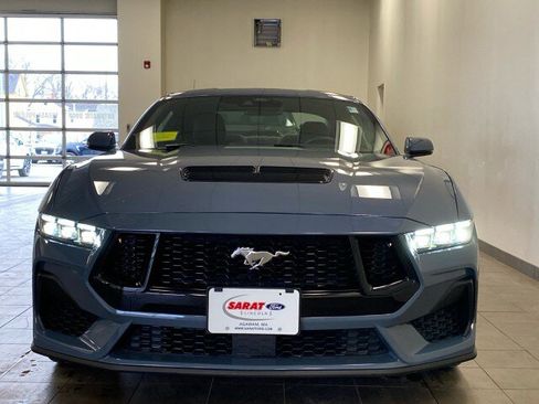 Used 2024 Ford Mustang GT Premium image 3