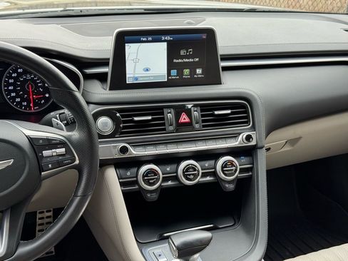 Used 2021 Genesis G70 3.3T image 25