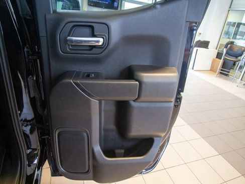 Used 2019 Chevrolet Silverado 1500 LT w/ All-Star Edition image 11